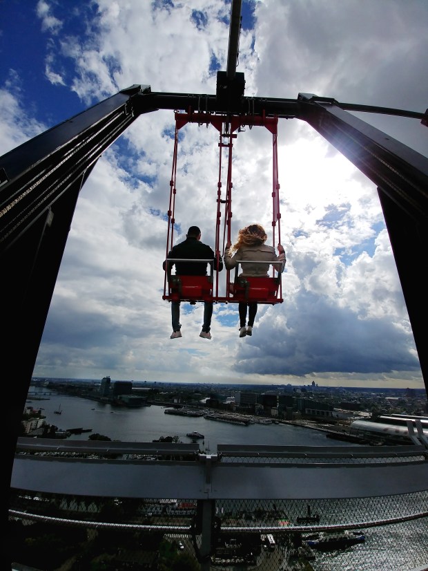 Over the edge. byamandalia